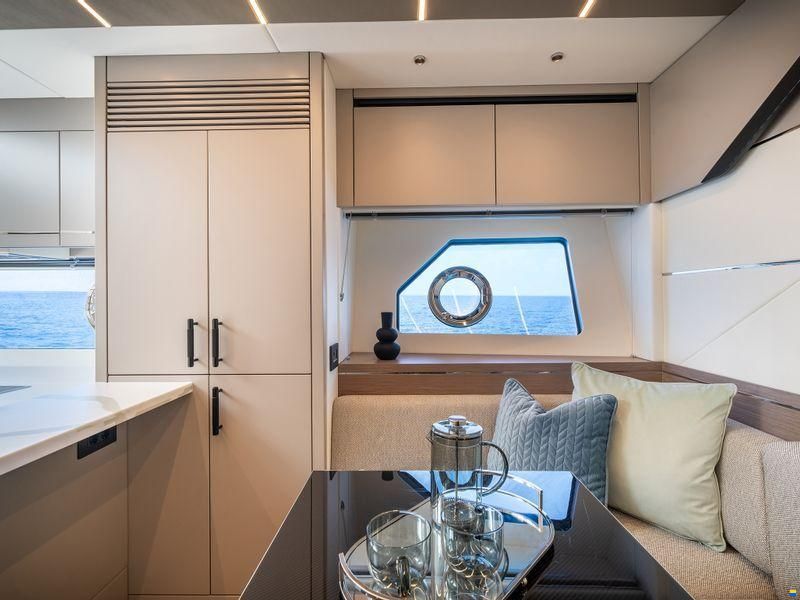 Sunseeker 75 Sport Yacht