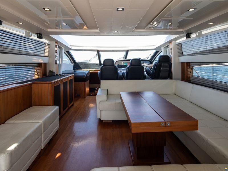 Sunseeker Predator 74