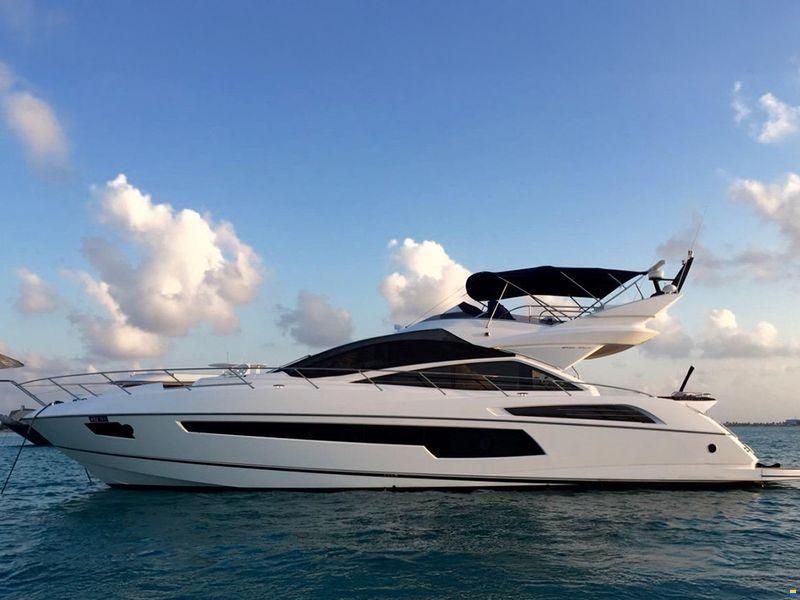 Sunseeker 68 Sport Yacht