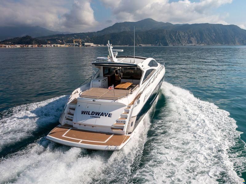 Sunseeker Predator 68