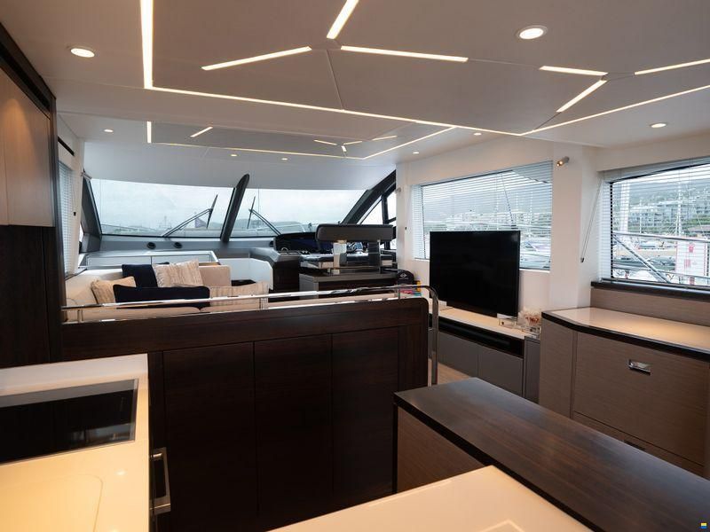 Sunseeker Manhattan 55