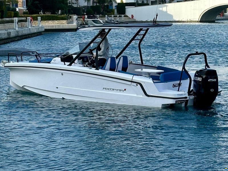 Axopar 25 Cross Top