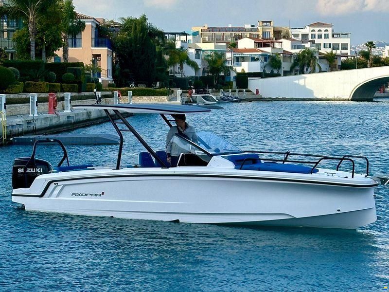 Axopar 25 Cross Top
