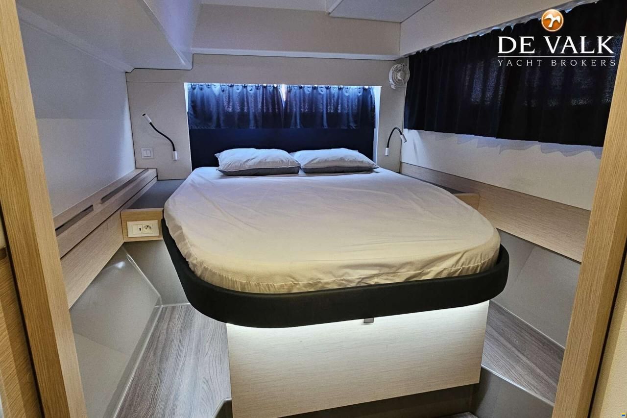 Fountaine Pajot Astrea 42