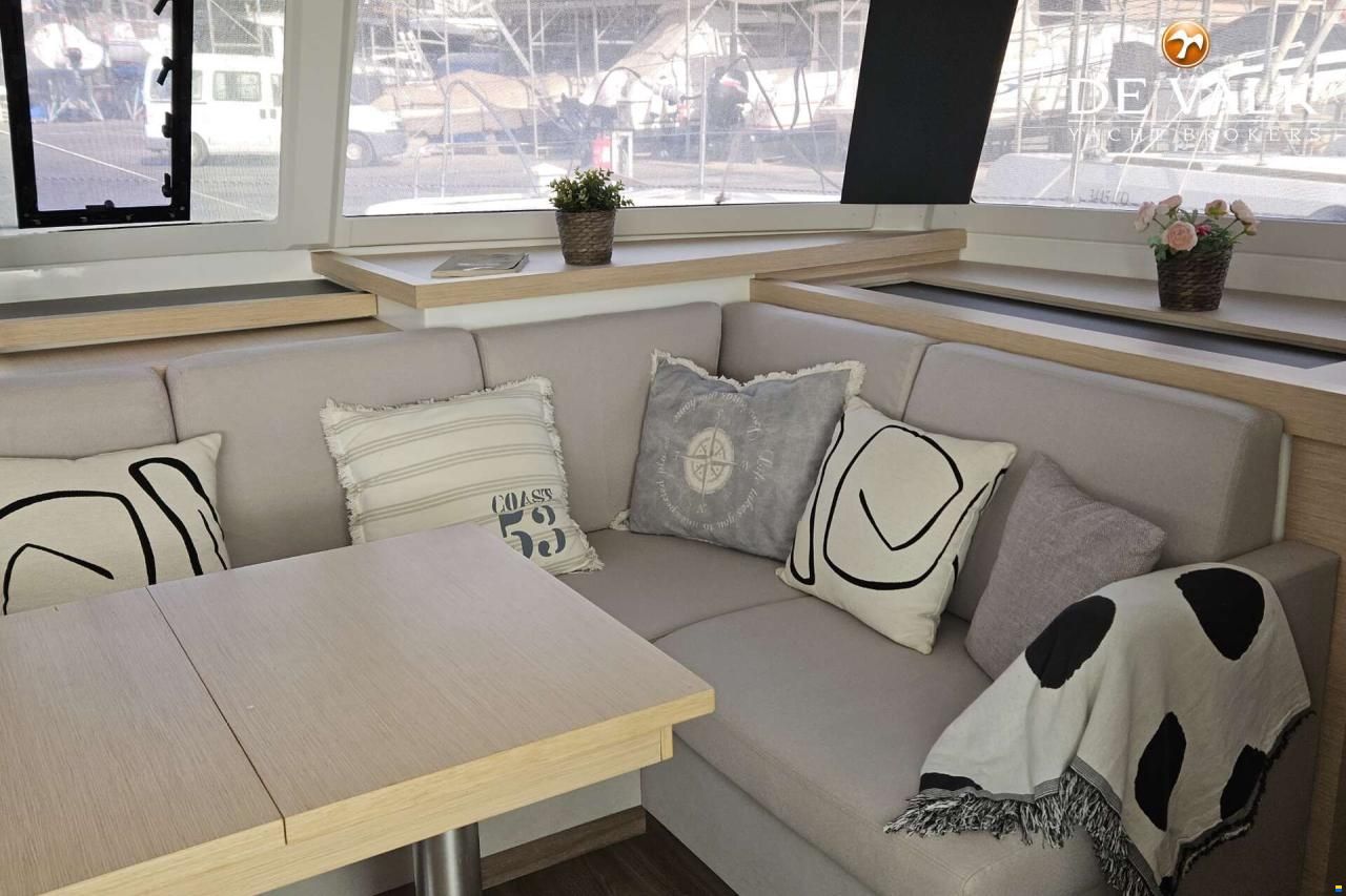 Fountaine Pajot Astrea 42