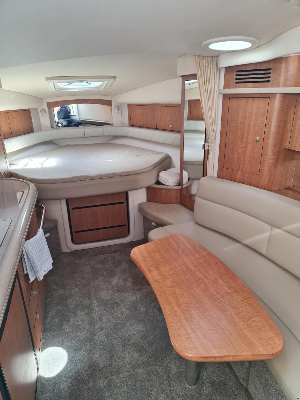 Sea Ray 375 Sundancer