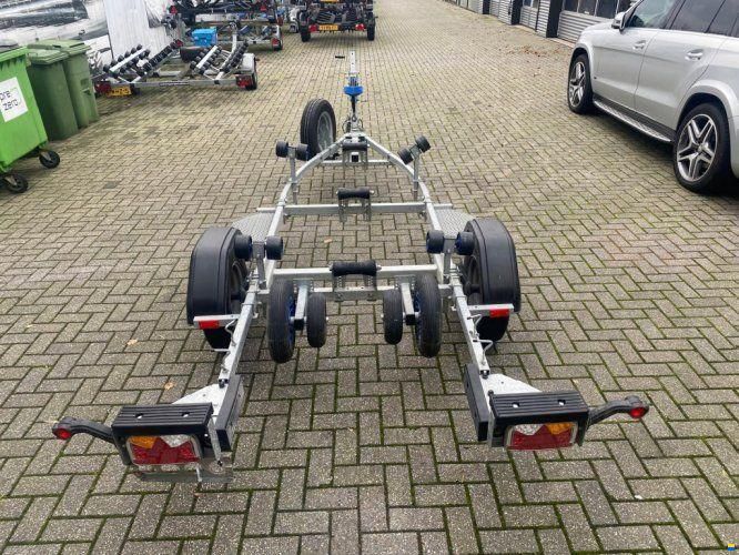 Kalf Trailer