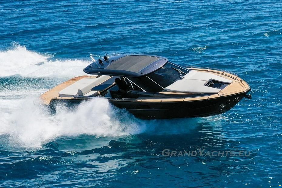 Focus Motor Yacht Forza 37