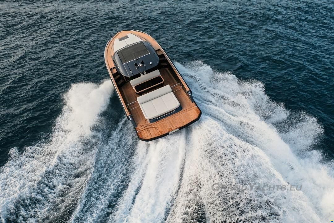 Focus Motor Yacht Forza 37