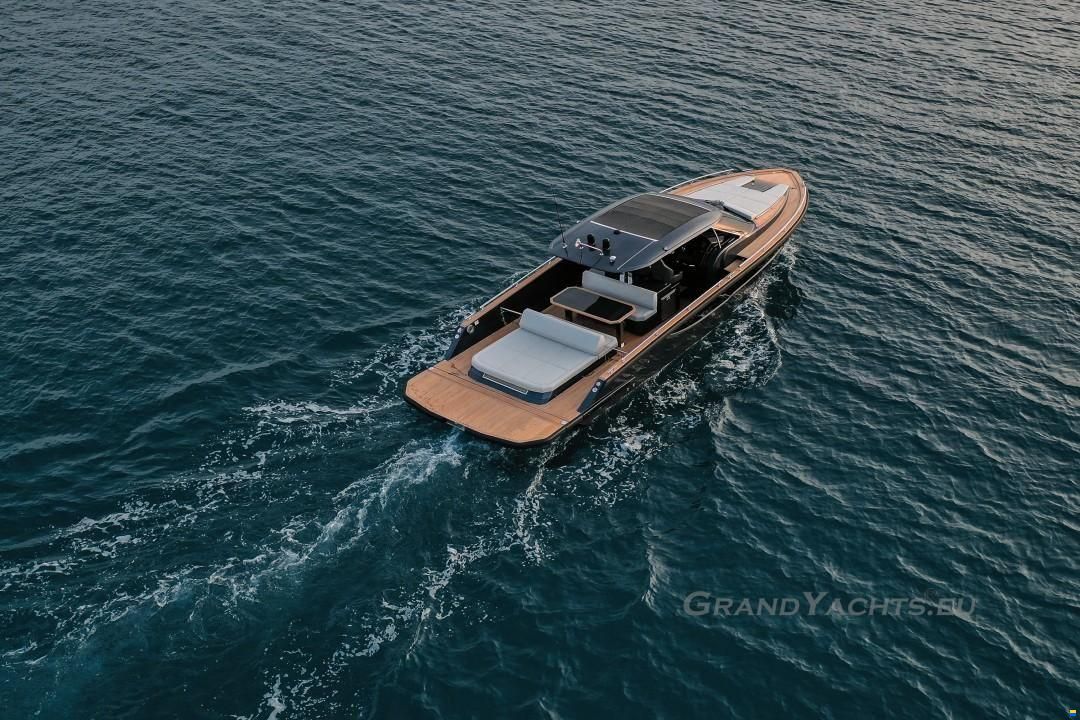 Focus Motor Yacht Forza 37