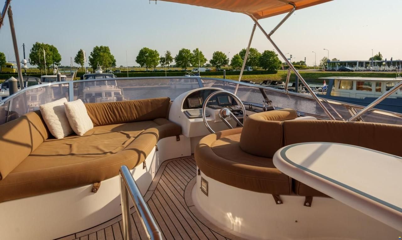 Elegance 54