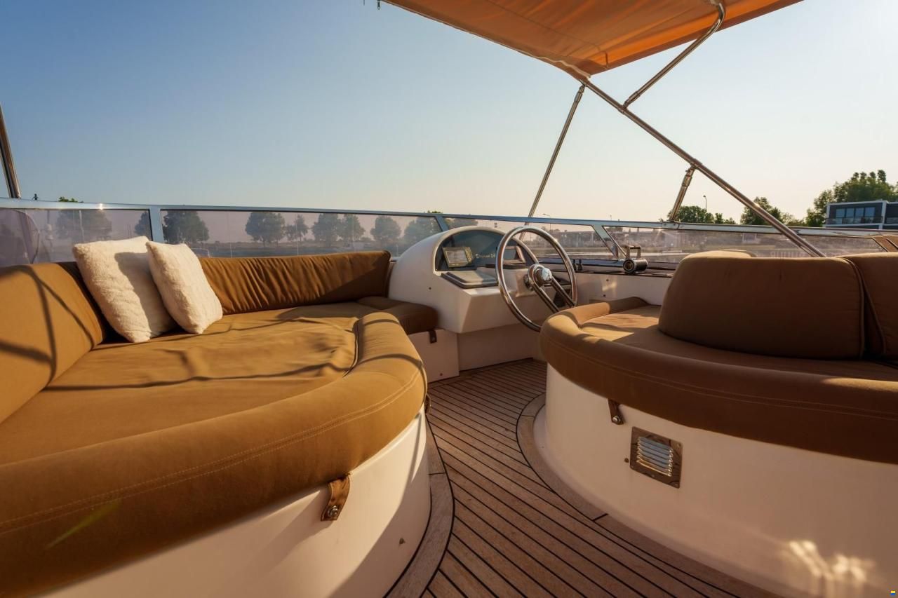 Elegance 54