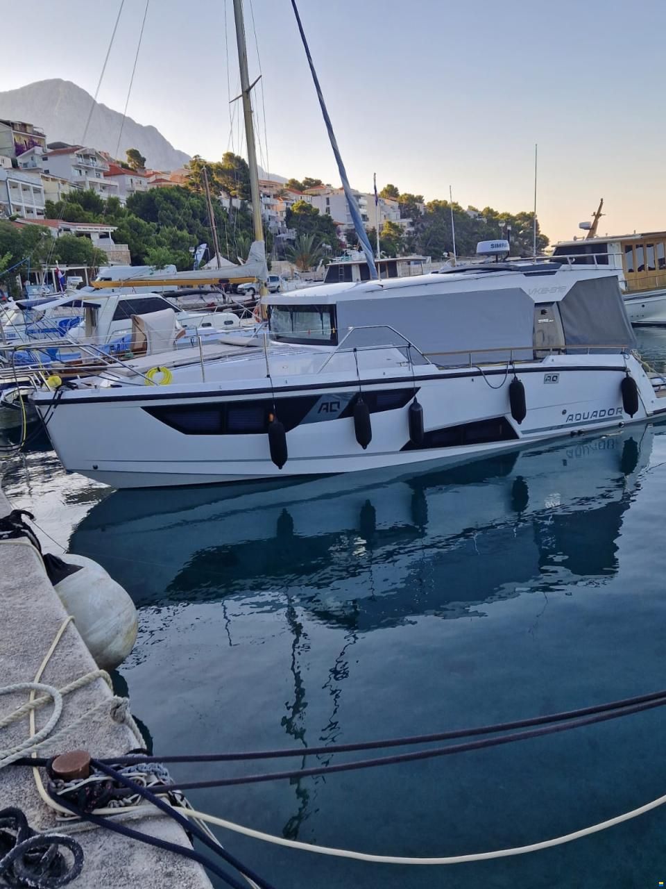Aquador 35 AQ