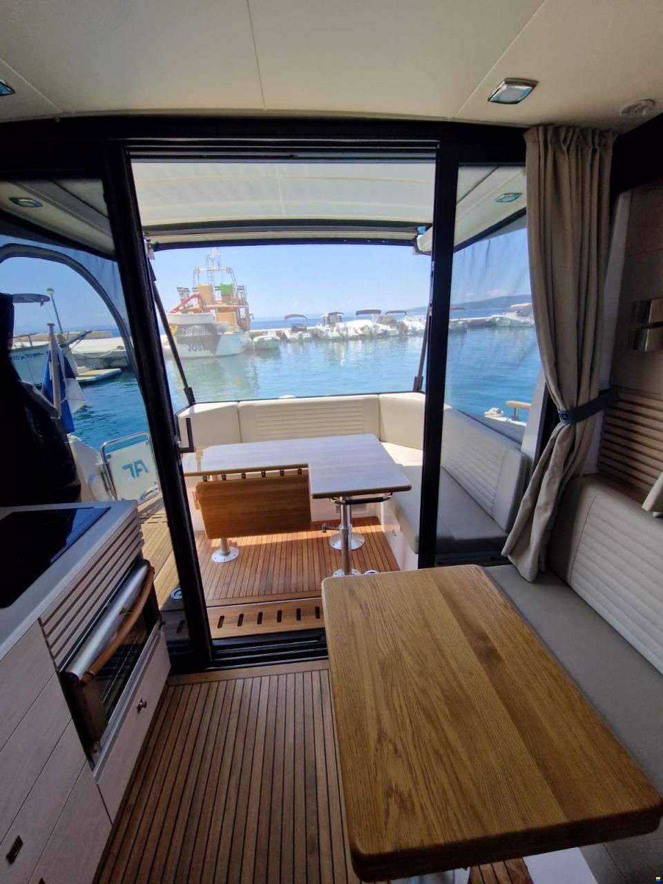 Aquador 35 AQ
