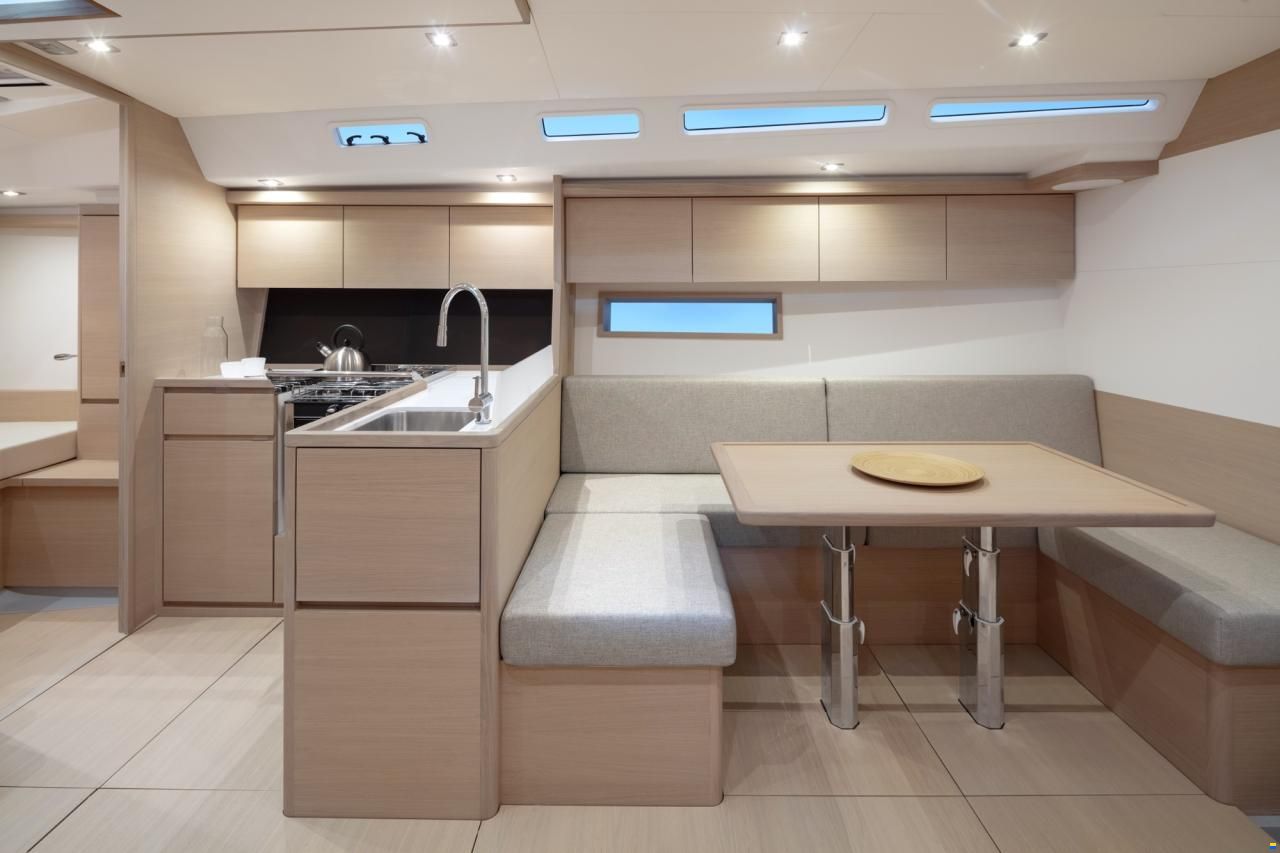 Solaris 44