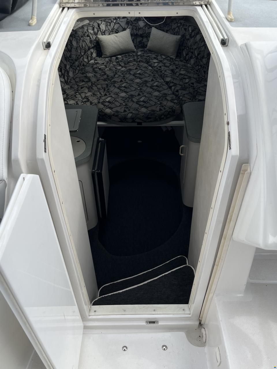 Chris Craft Crown 282