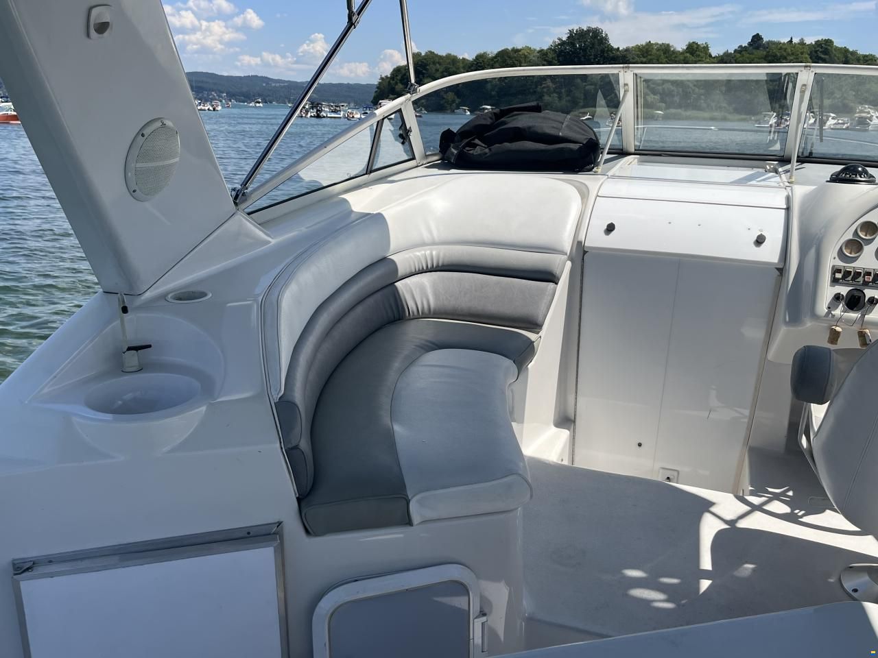 Chris Craft Crown 282