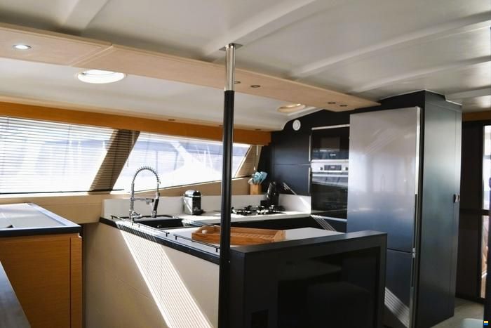 Fountaine Pajot Sanya 57