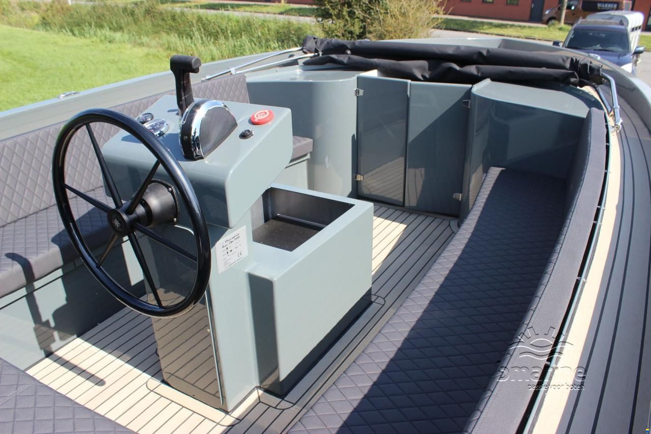 Blackfish Reallife 750 Cabin