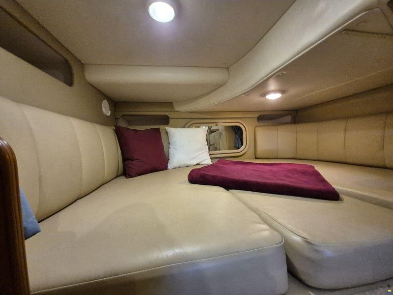 Rinker 342 FIESTA VEE