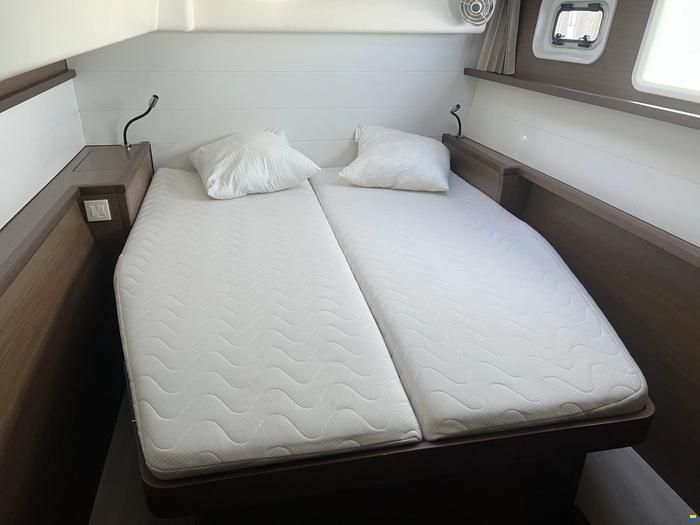 Lagoon 450