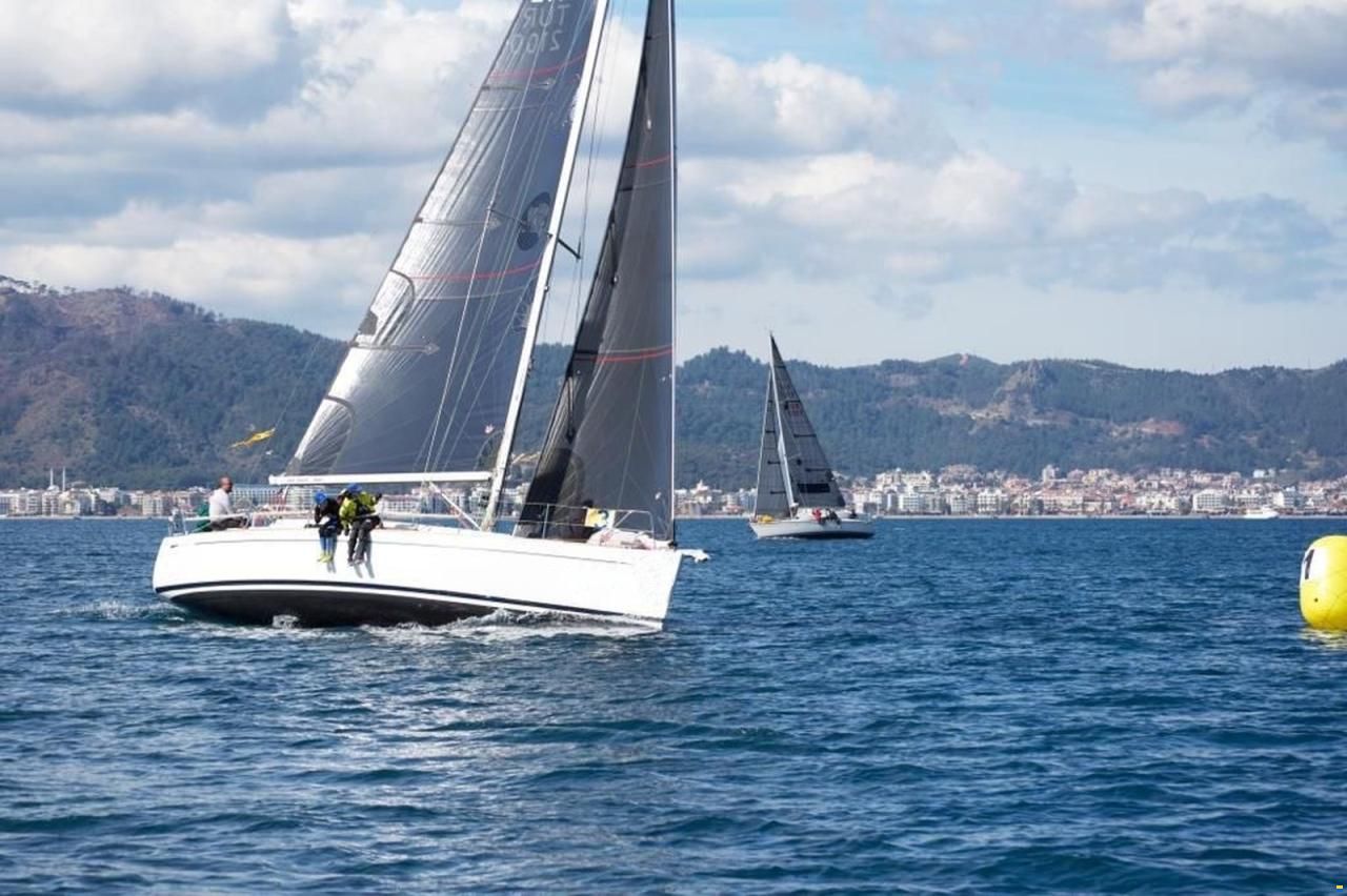 Grand Soleil 37 B&C