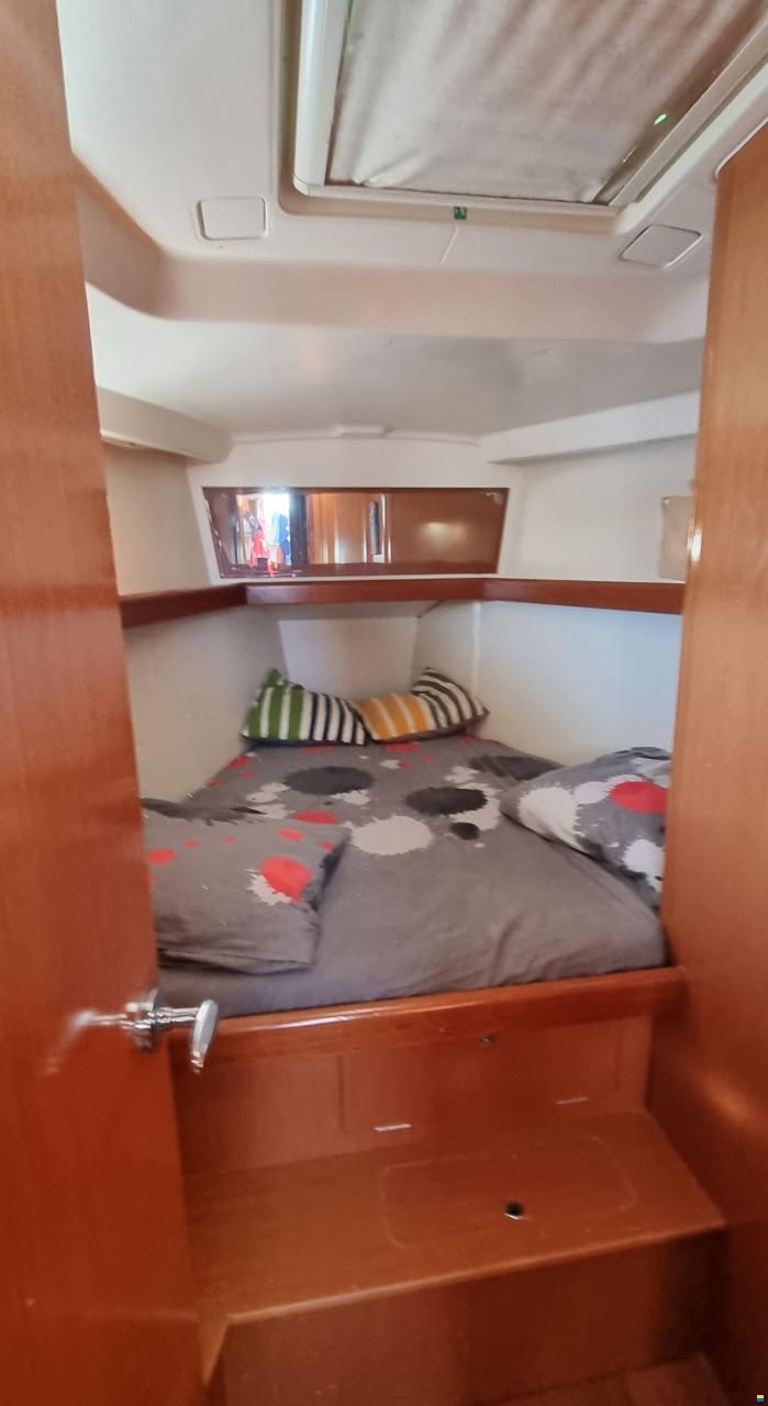 Beneteau OCEANIS 43