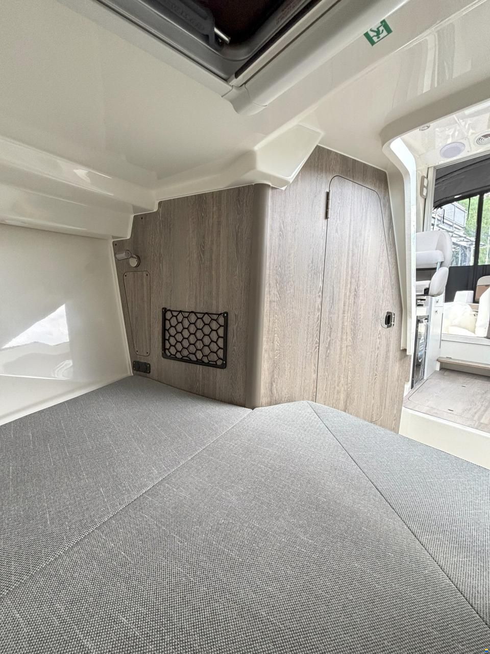 Quicksilver 705 Weekend