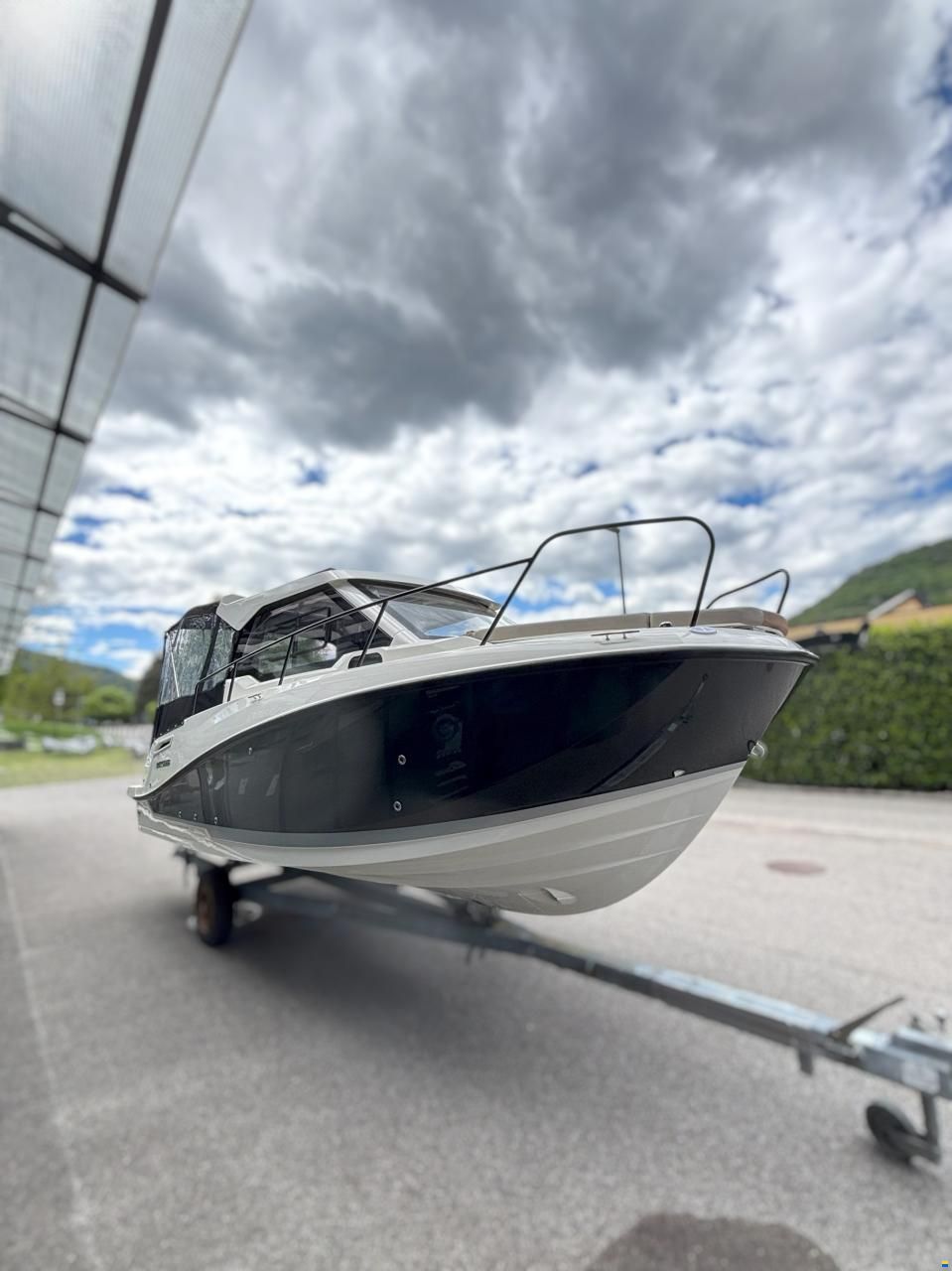 Quicksilver 705 Weekend