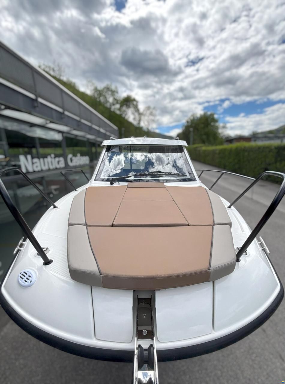 Quicksilver 705 Weekend