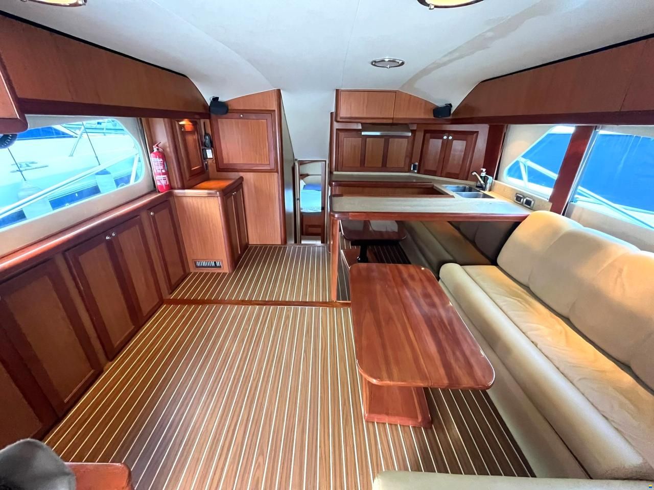 Luhrs 41 Convertible
