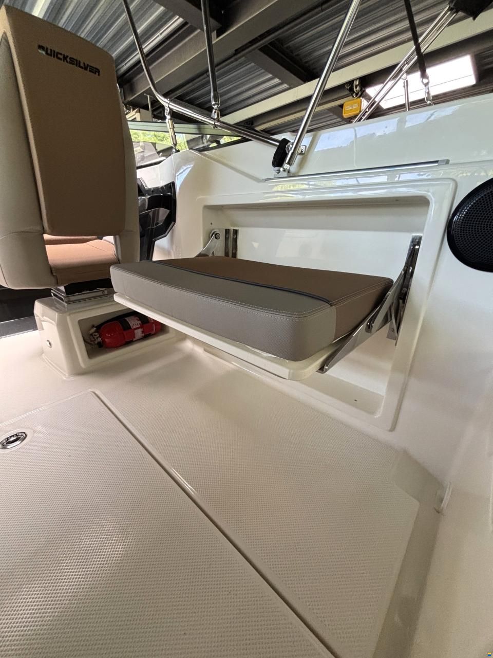 Quicksilver 675 Cruiser