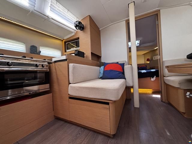 Jeanneau Sun Odyssey 410