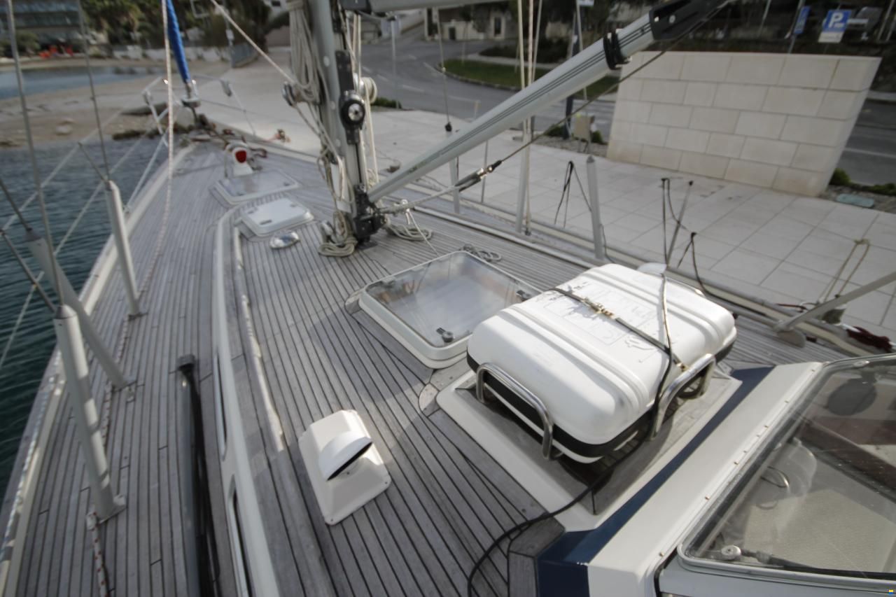 Hallberg-Rassy 42 F Mk 2