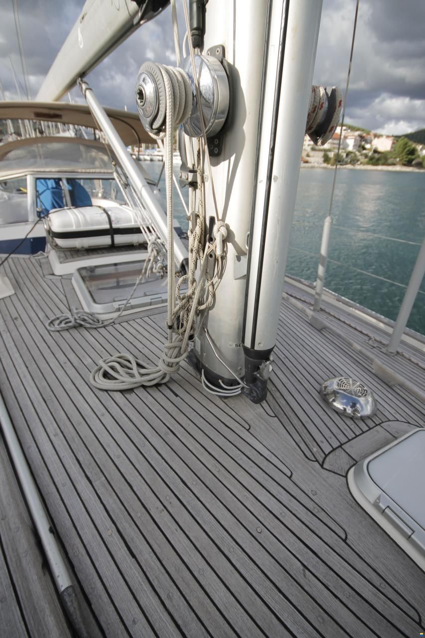 Hallberg-Rassy 42 F Mk 2