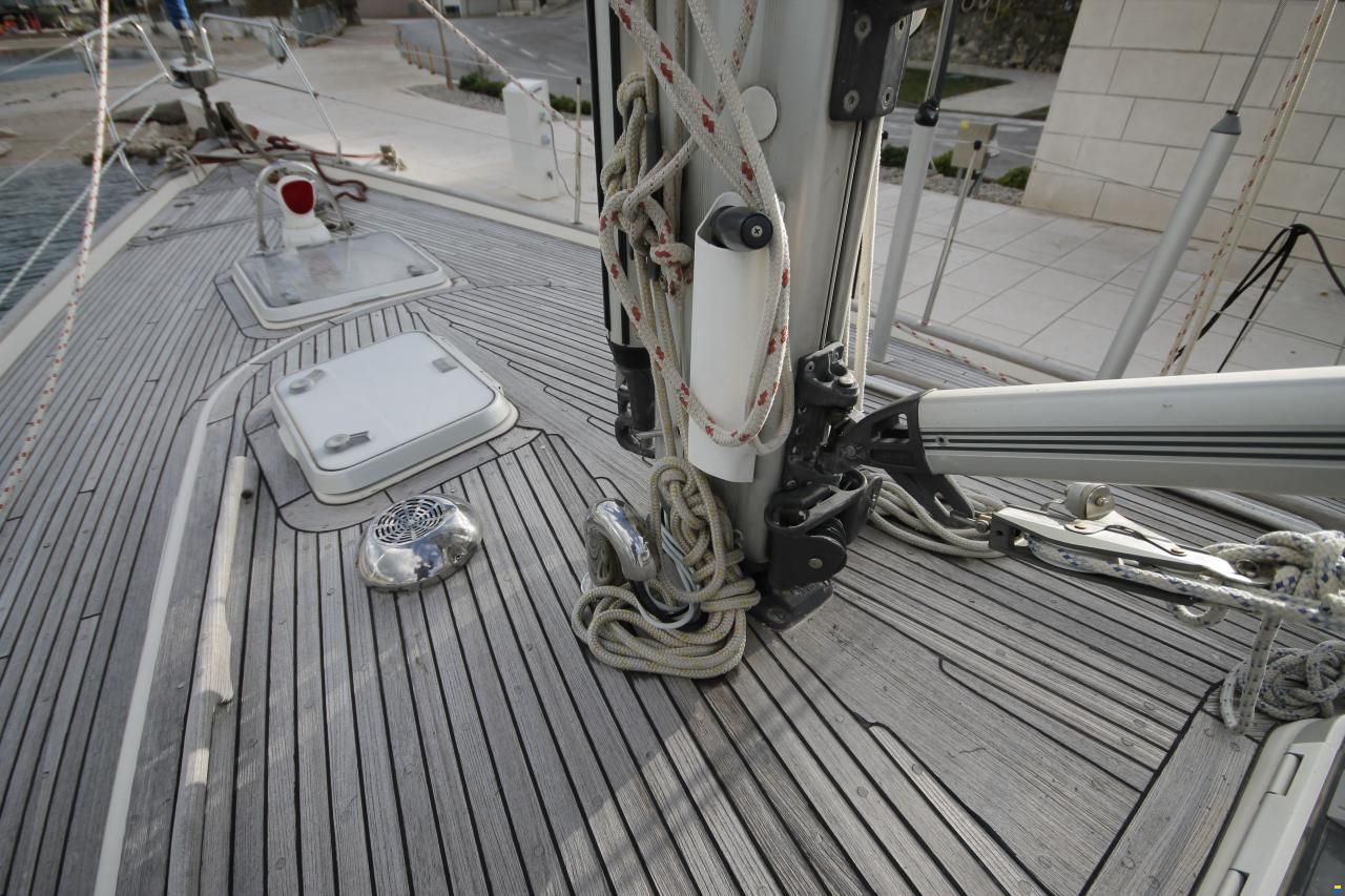 Hallberg-Rassy 42 F Mk 2