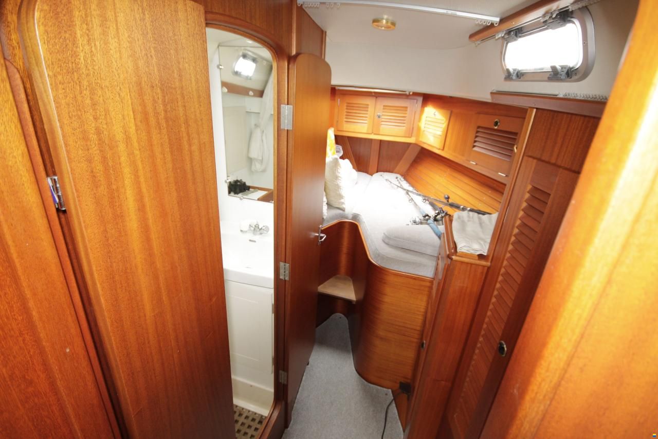 Hallberg-Rassy 42 F Mk 2