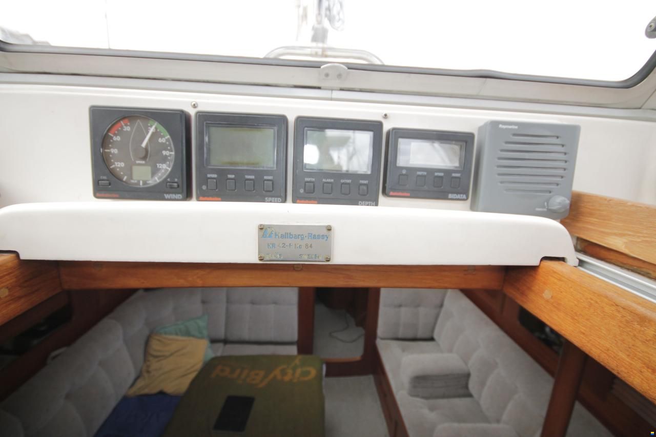 Hallberg-Rassy 42 F Mk 2