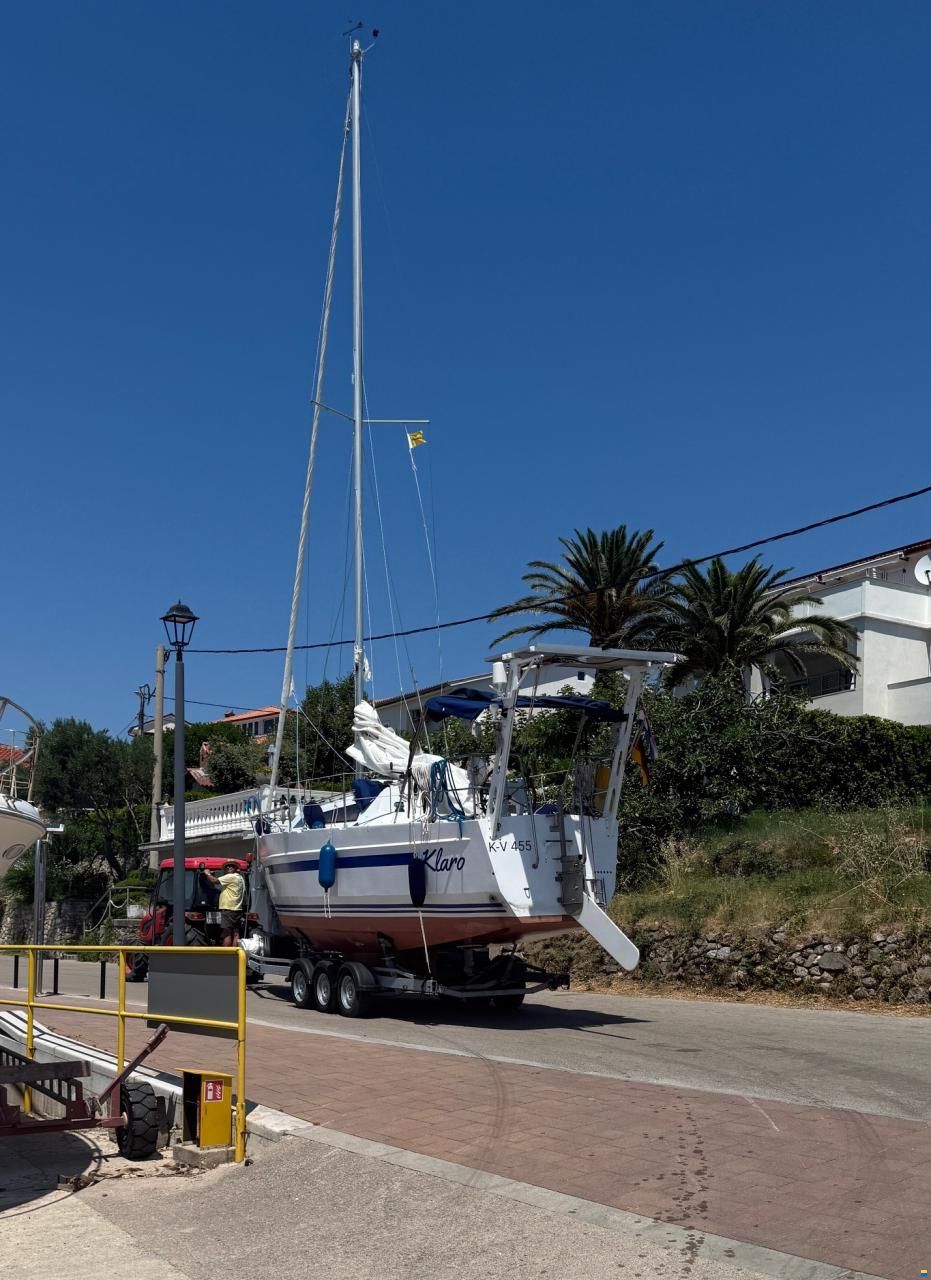 Aluboot mit E-Hubkiel