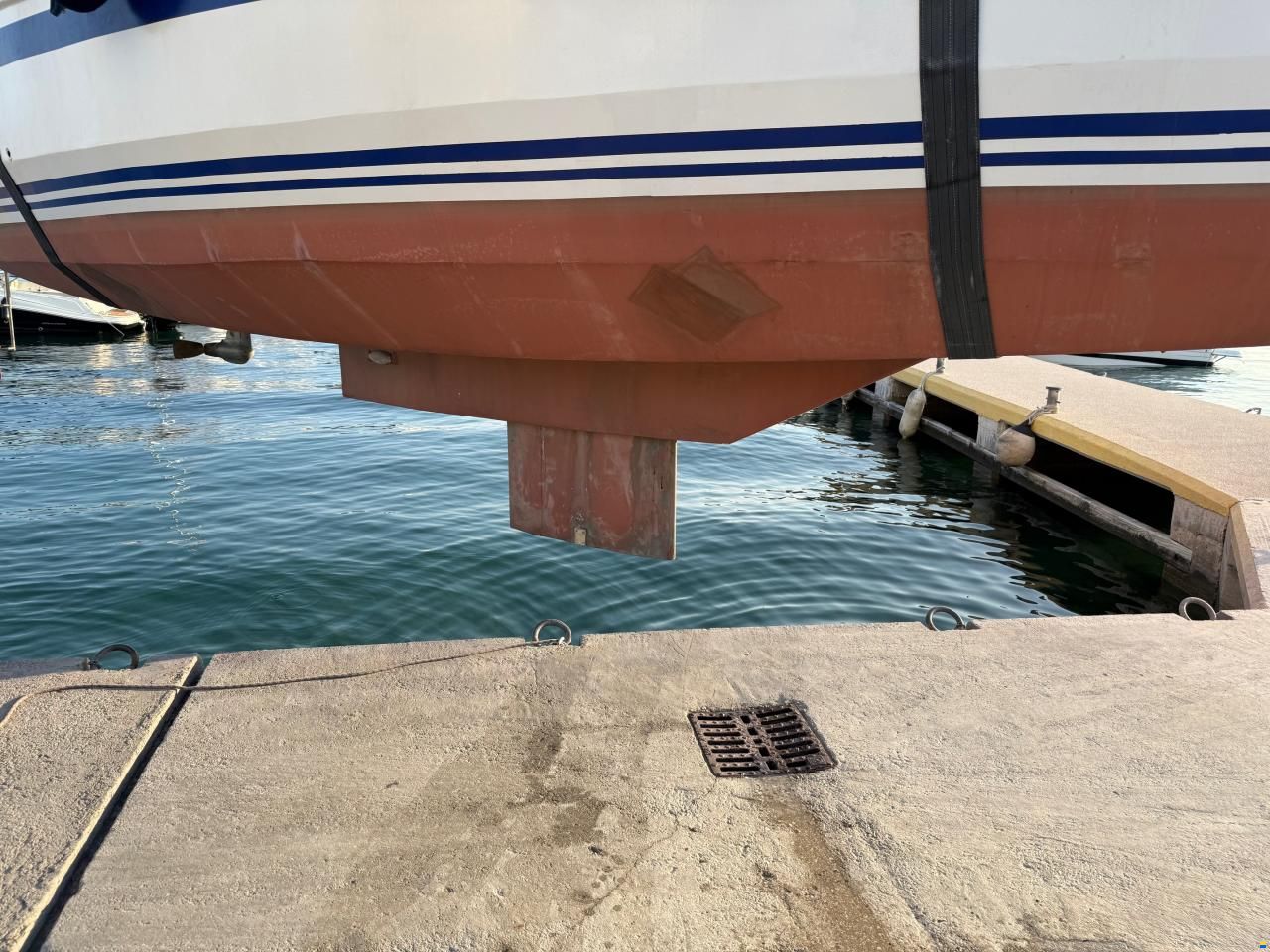 Aluboot mit E-Hubkiel