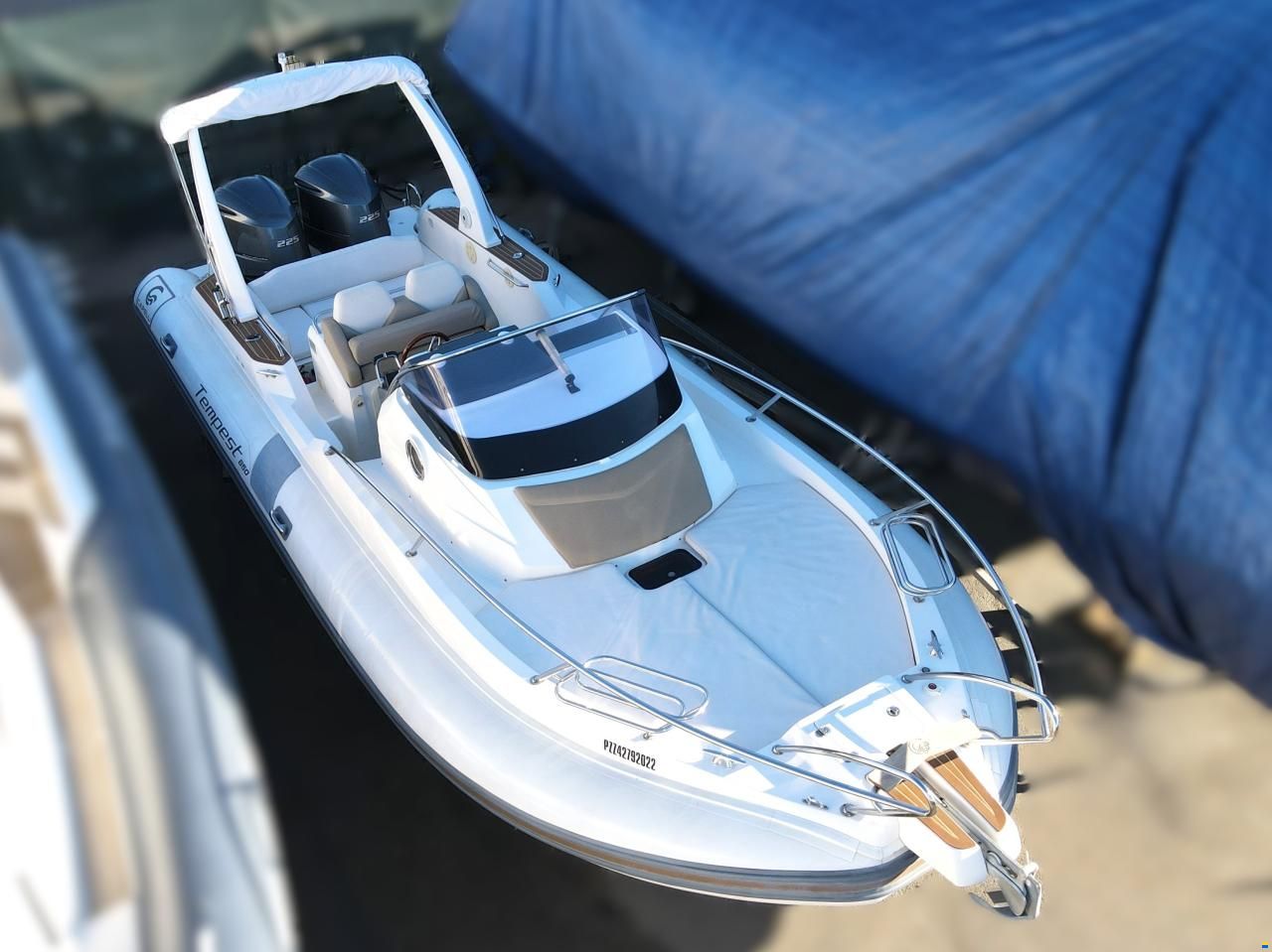 Capelli Tempest 850 WA
