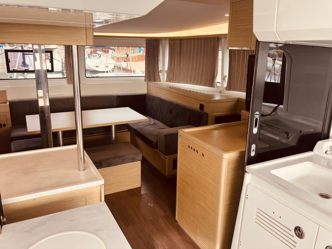 Lagoon 46