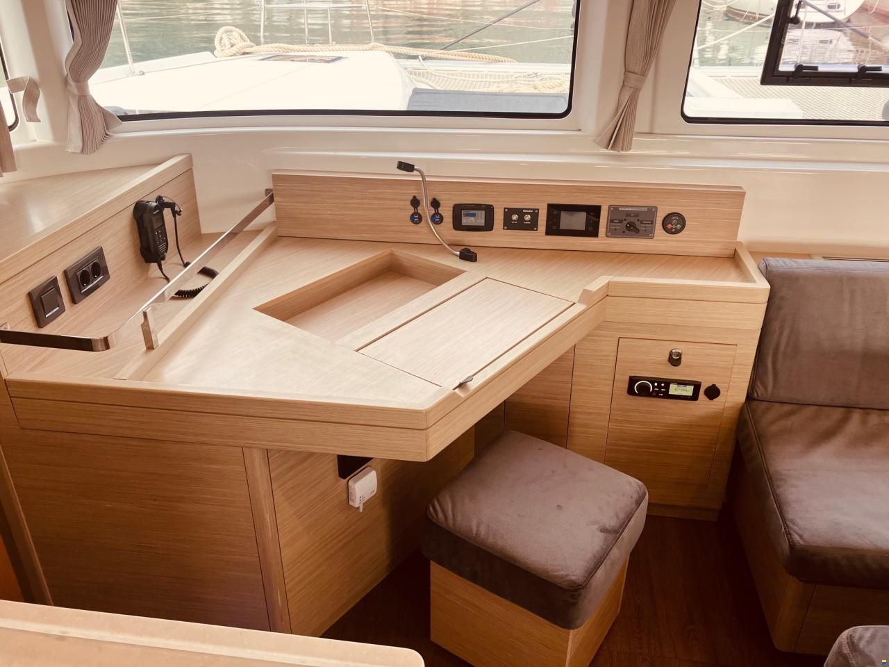 Lagoon 46