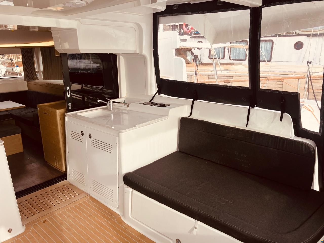 Lagoon 46