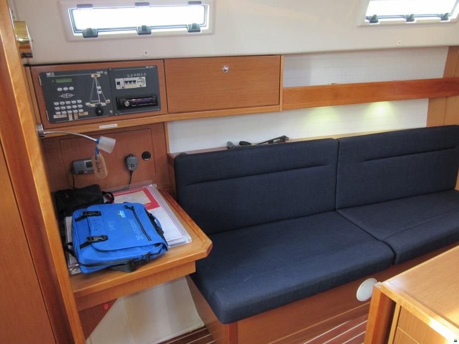 Bavaria Cruiser 32