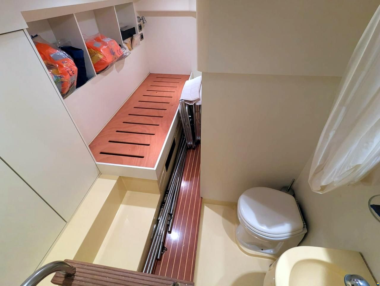 Mochi Craft Dolphin 51