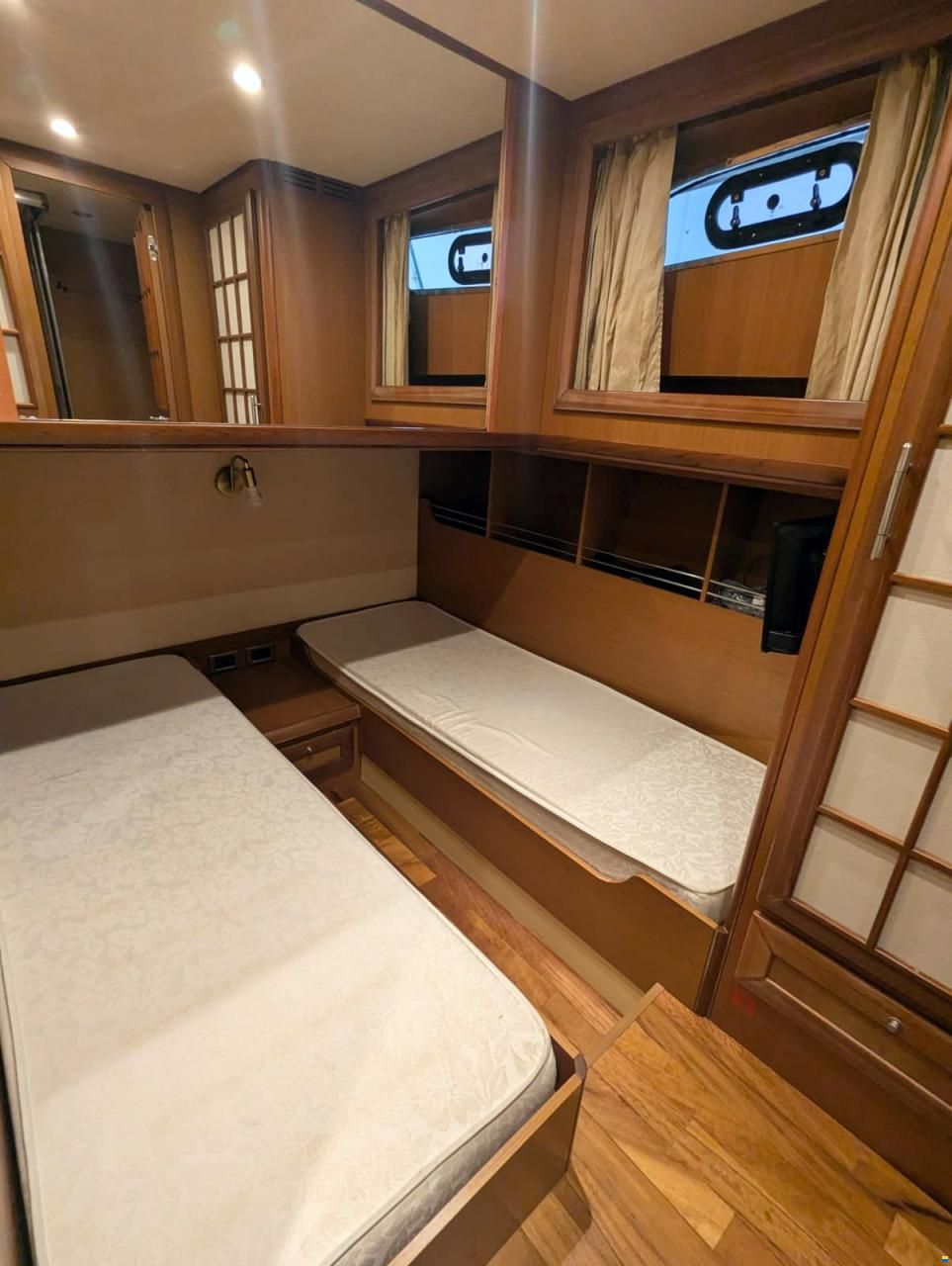 Mochi Craft Dolphin 51