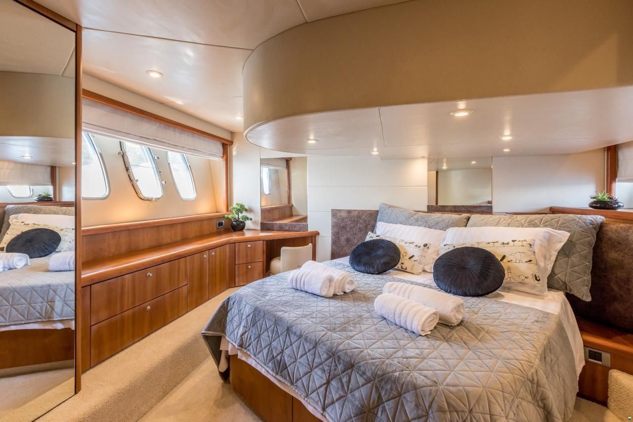 Sunseeker Predator 52