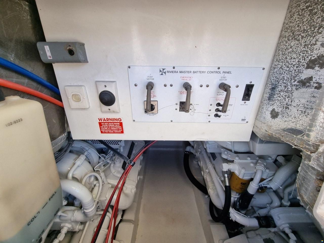 Riviera Marine 43 Flybridge