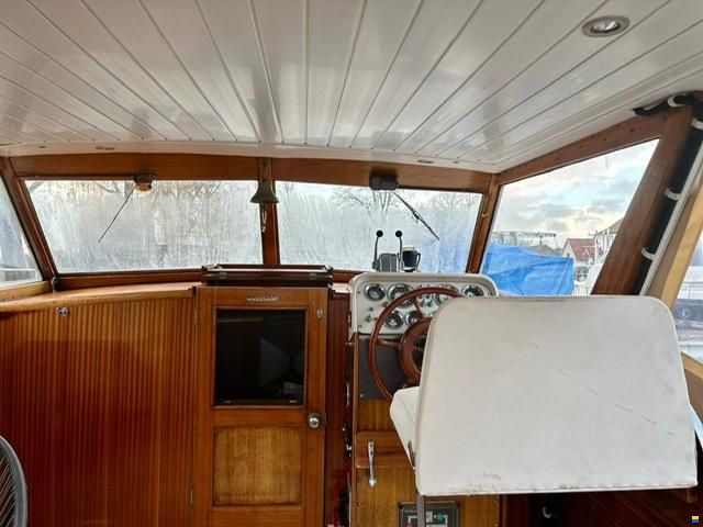 Chris Craft Roamer 30